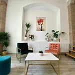 Jungle Loft - Central/free Parking アパート