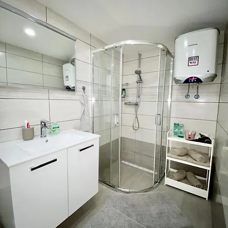 Jungle Loft - Central/free Parking דירה לובליאנה