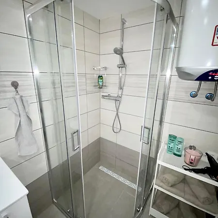 Lägenhet Jungle Loft - Central/free Parking *